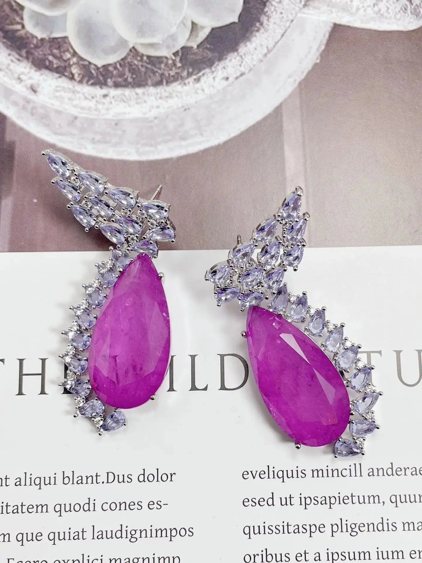 Bilincolor Droplet Shaped Zircon Light Luxury Style Earrings For Women