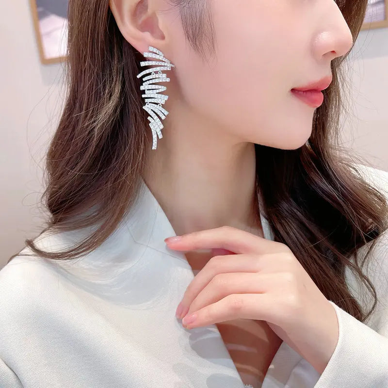 Bilincolor New  Geometric Creative Irregular Line Earrings for Women Paired with Banquet Dress