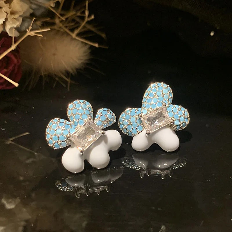 Bilincolor Fashion White and Blue Small Flower Earring for Women