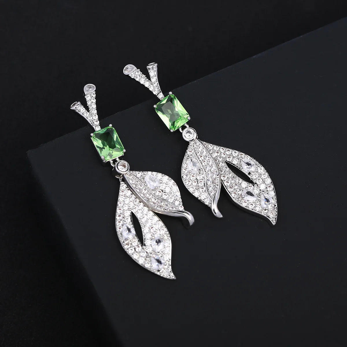 Bilincolor Luxury  New Zircon Leaf  Earrings