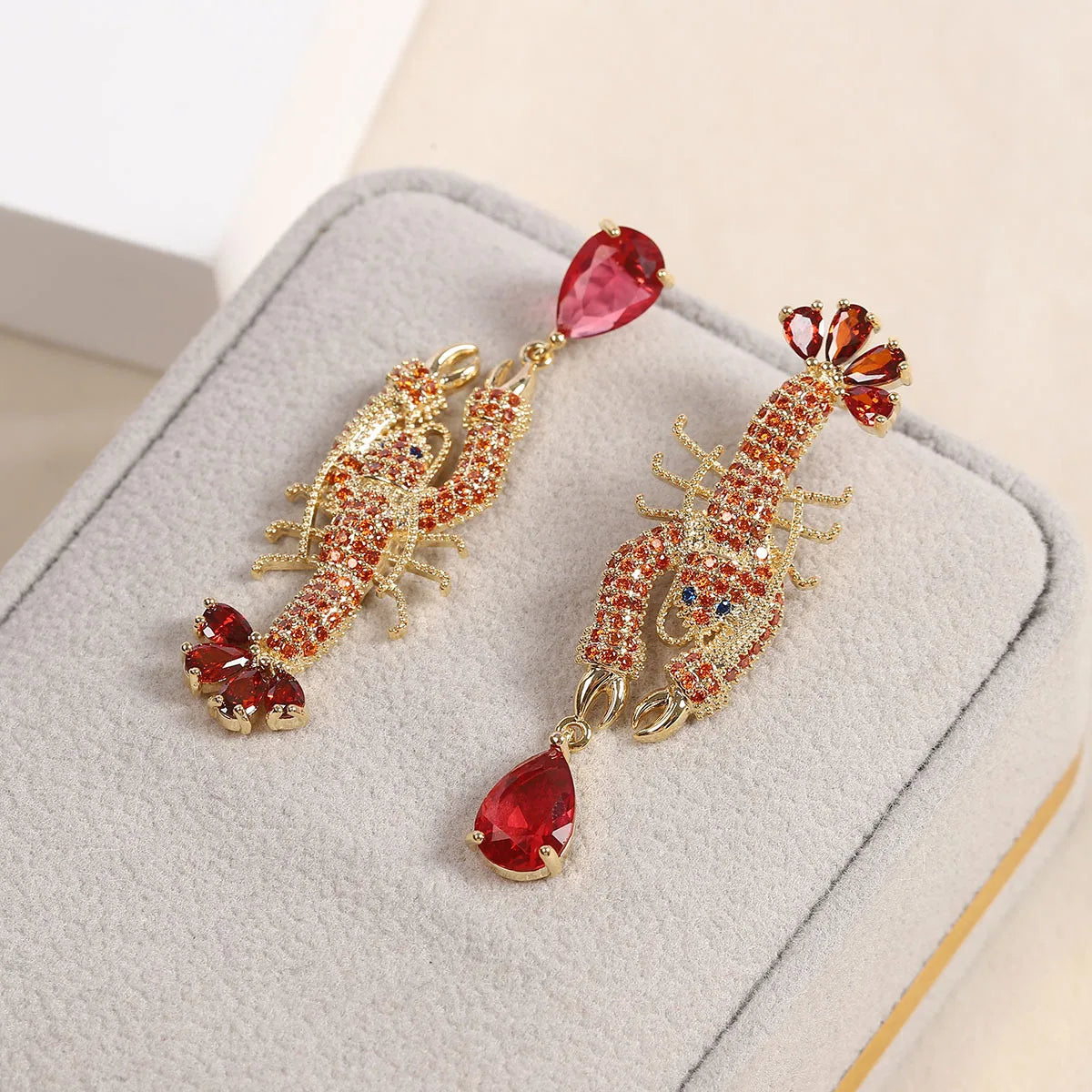 Bilincolor Light Luxury Animal Colored Zircon Lobster Shaped Earrings for Women