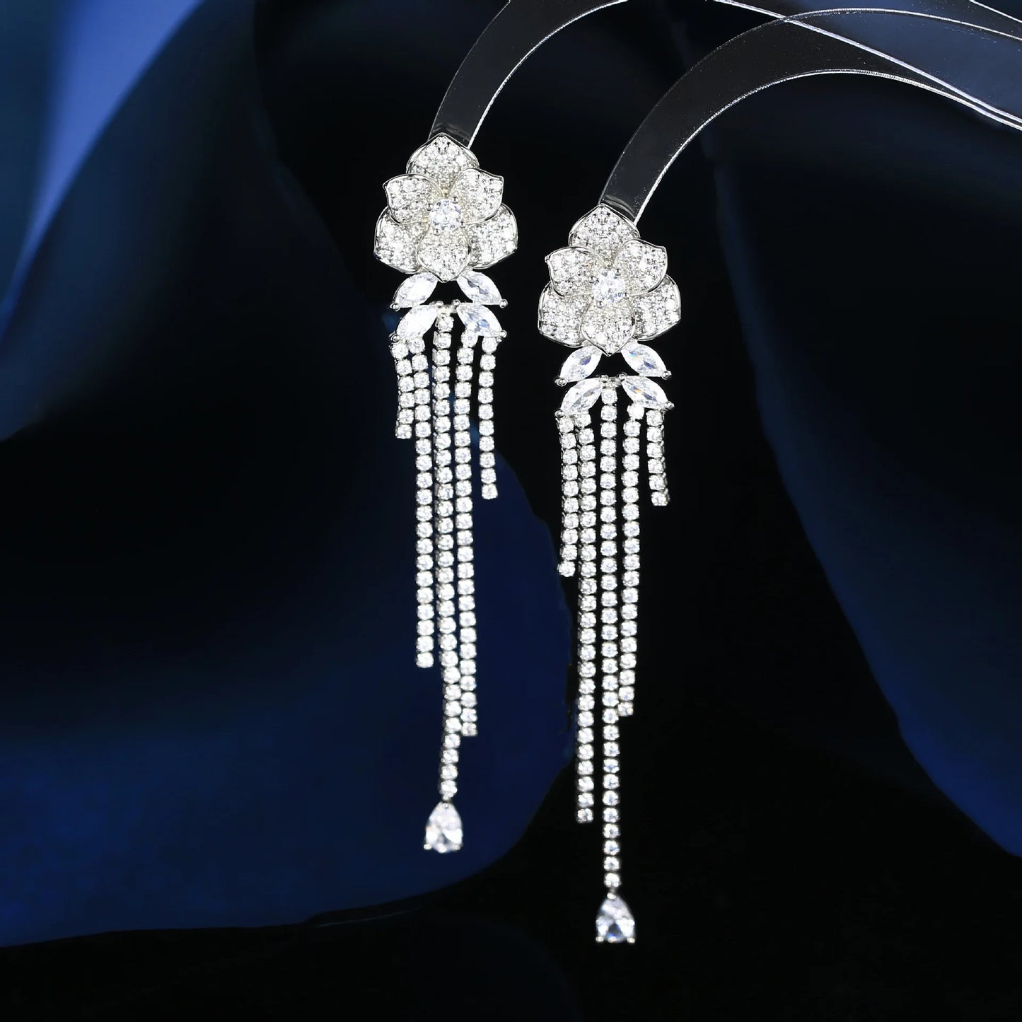 2022 Zircon  Flower Tassel Earrings  for Wedding or Party