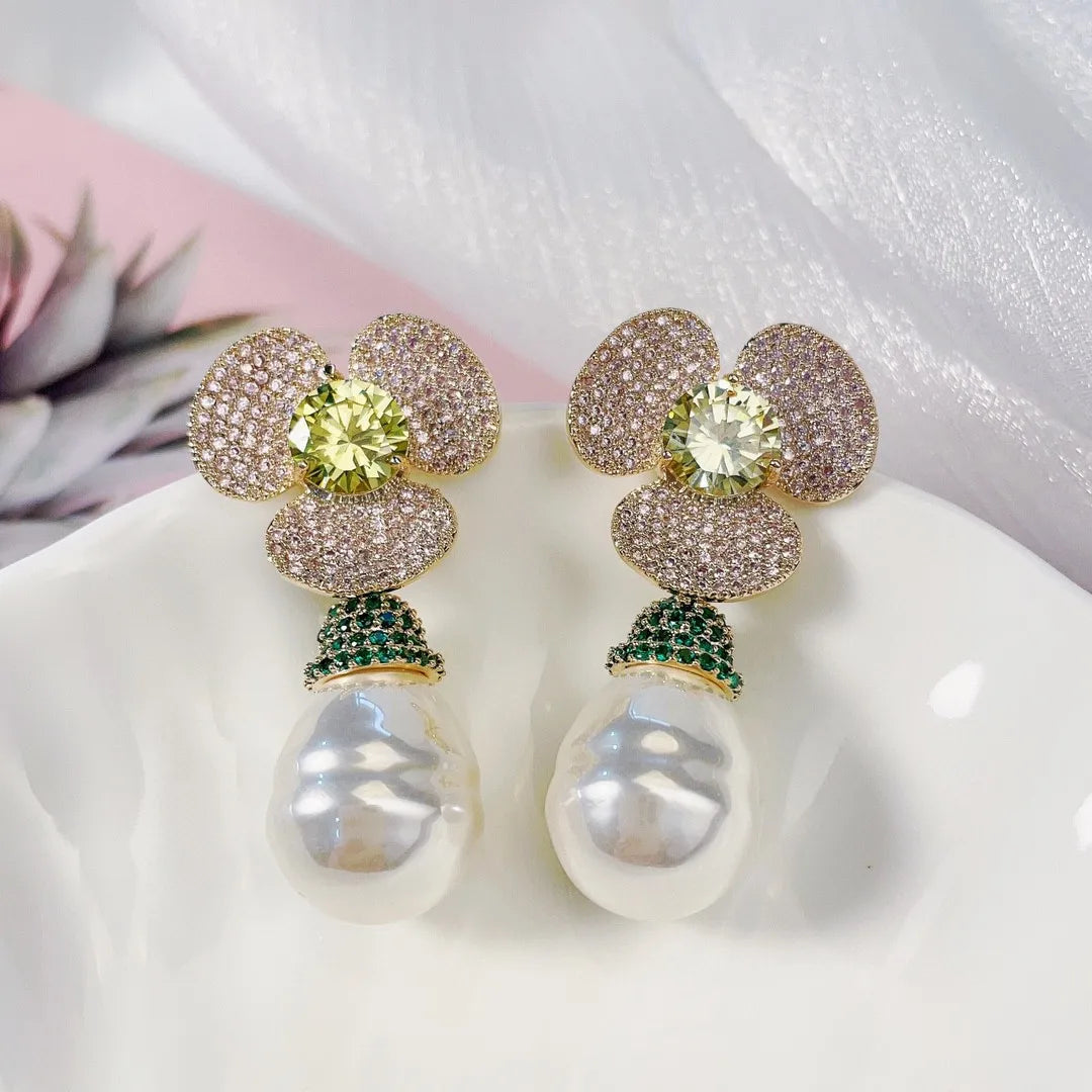 Bilincolor Fashion Three-dimensional Flower Drop Pearl Earrings for Women