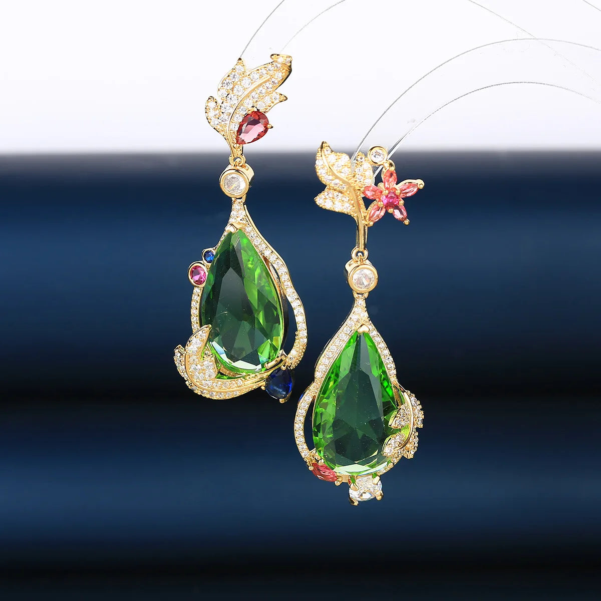 Bilincolor Luxury  Zircon Flower Asymmetrical Earrings