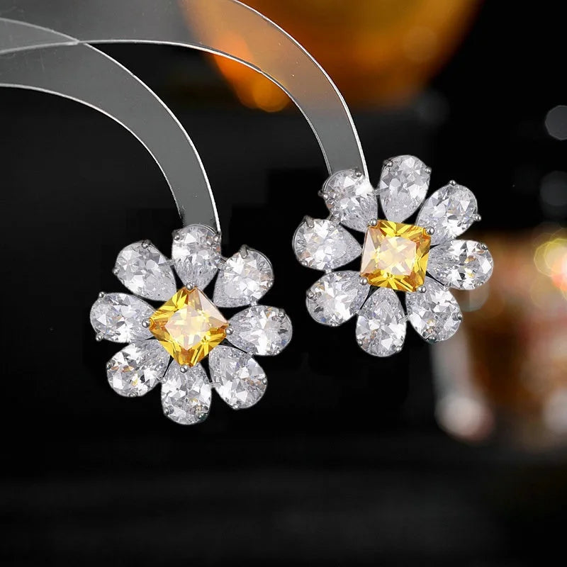 Bilincolor Luxury  Zircon Inlaid Sun Flower Small Daisy Earrings