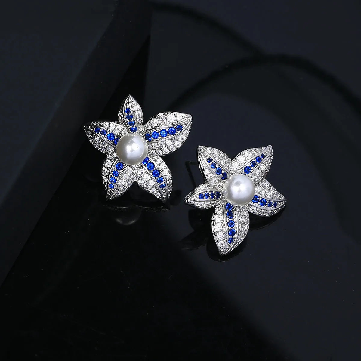 Bilincolor Luxury  Floral Pearl Light Luxury Zircon Earrings