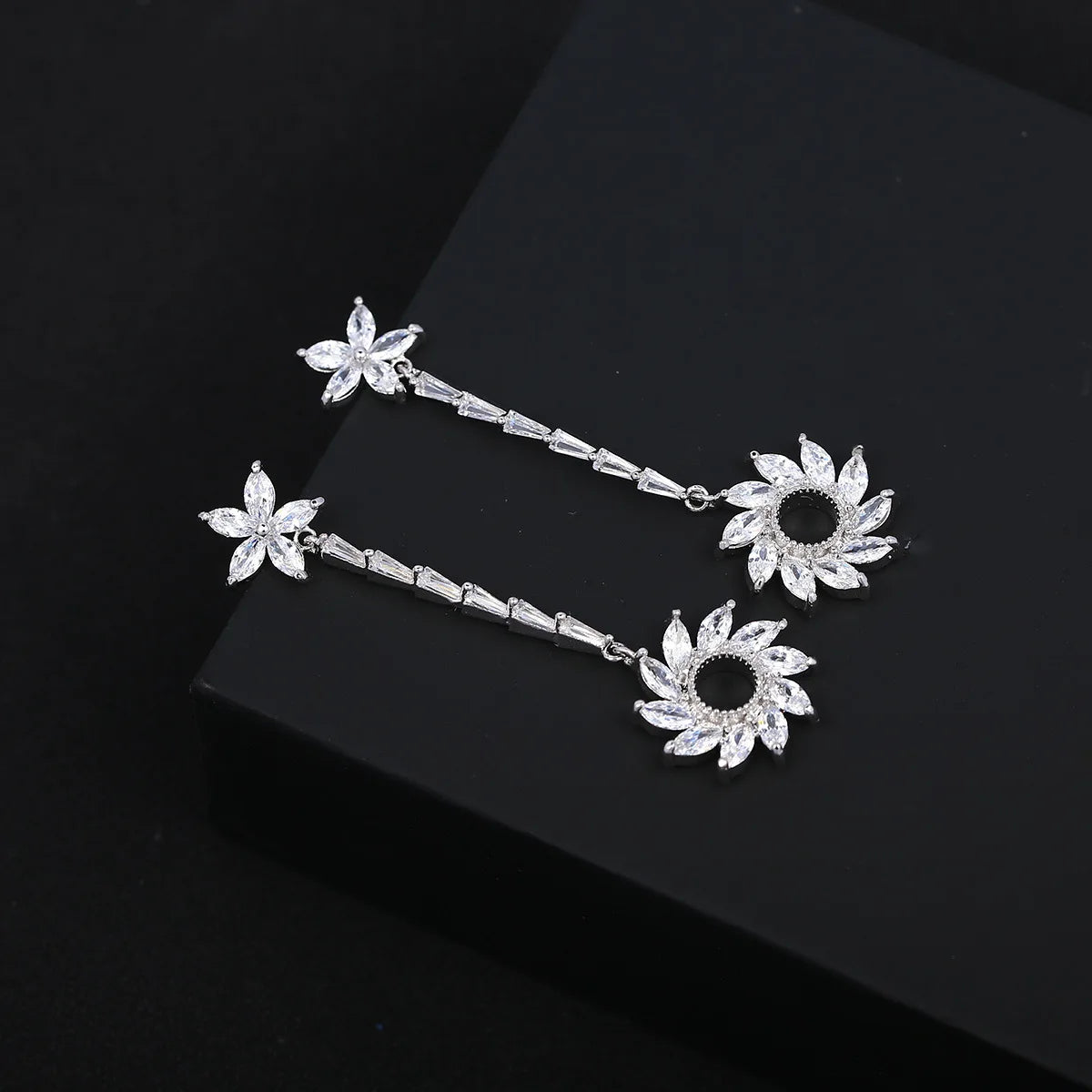 Bilincolor Luxury Long Zircon Sunflower Light Luxury Earrings for Christmas "Gift