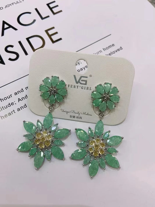 Bilincolor Light Luxury Zircon Fresh Ice Flower Green Earrings for Women