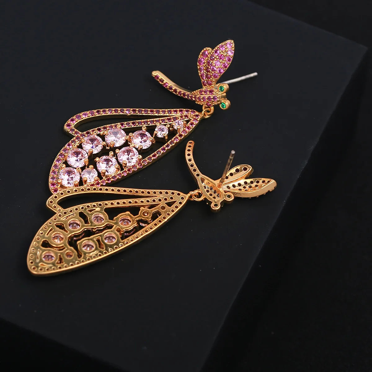 Luxury and Fashionable  Zircon Dragonfly  Shaped Earrings For Women or Girls'  Christmas Gift