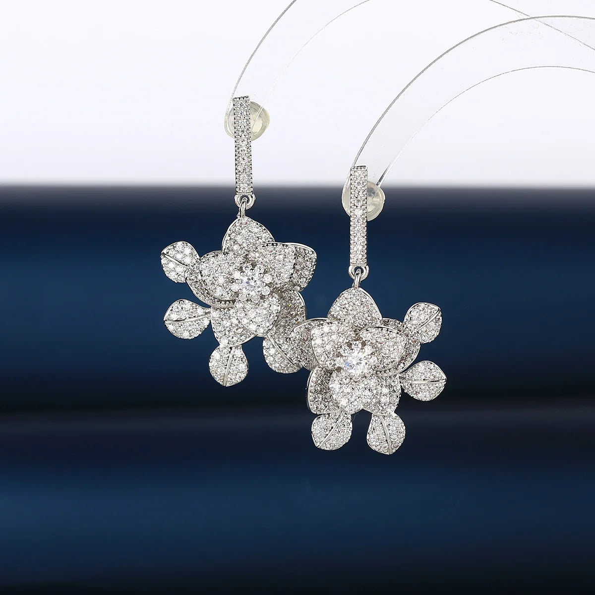 Bilincolor Luxury Zircon Three-dimensional Flower Earrings  for Christmas "Gift