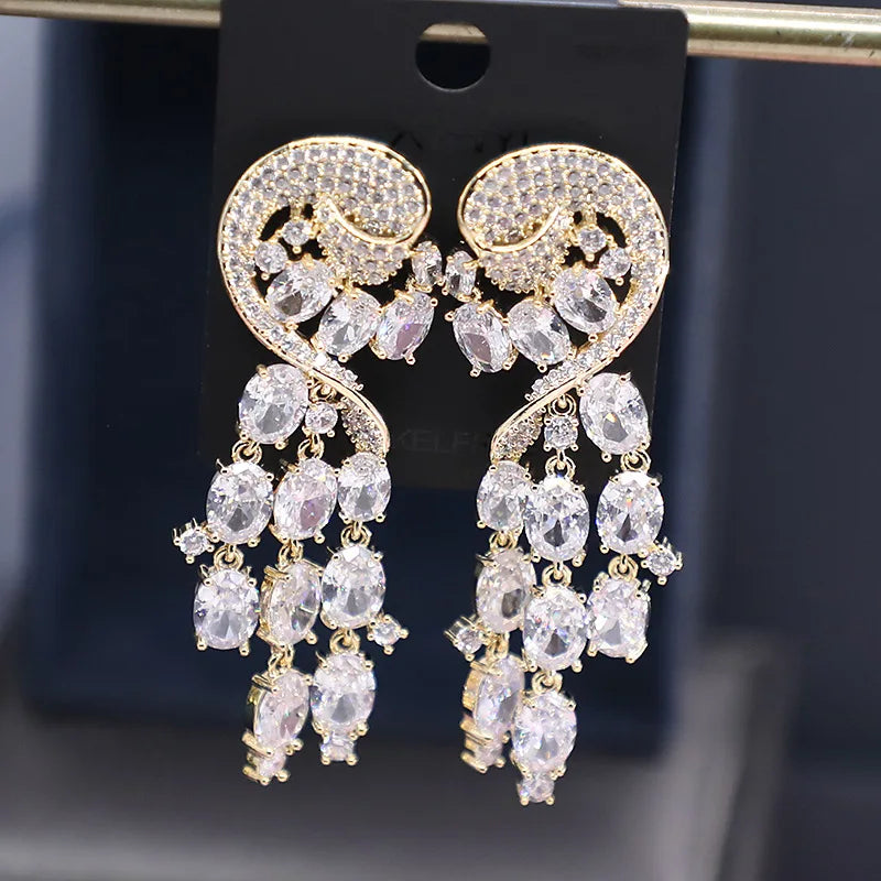 Bilincolor Heavy Industry   Zirconium  Curv Earring for Women