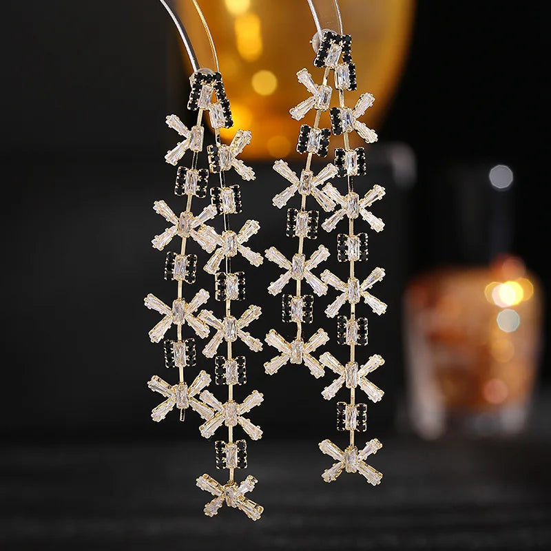 Bilincolor Dress Banquet Zircon Flower Long Style  Earrings  for Chrismas’ Gift