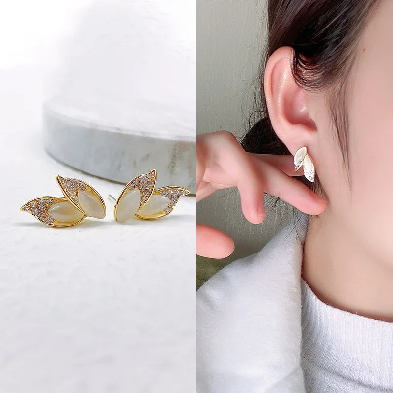 Bilincolor Elegant  Small Leaf Earrings For Women