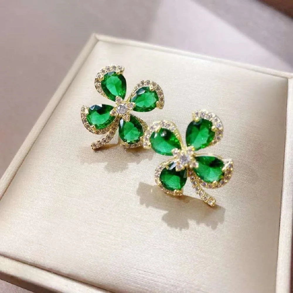 Bilincolor Light Luxury Transparent Zircon Lucky Grass Four petal Flower Earrings for Women